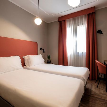 Hotel Lory Forlì Екстериор снимка